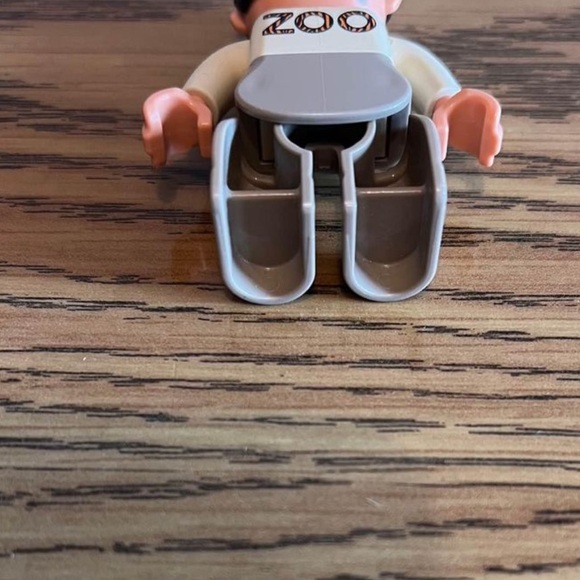Lego duplo zookeeper figure - Picture 4 of 5